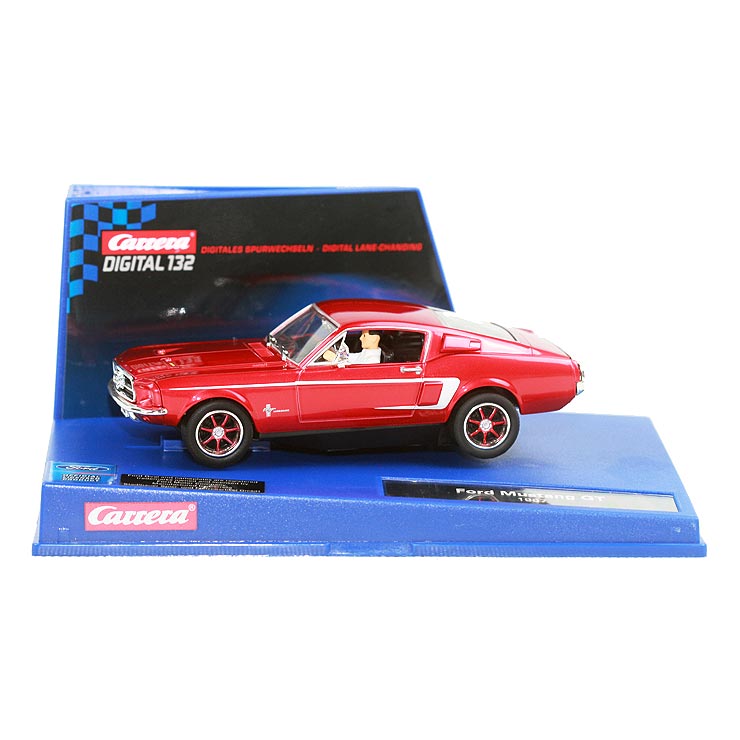 Ford Mustang 67 rot